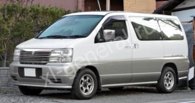 Лобовое стекло Nissan Elgrand E50